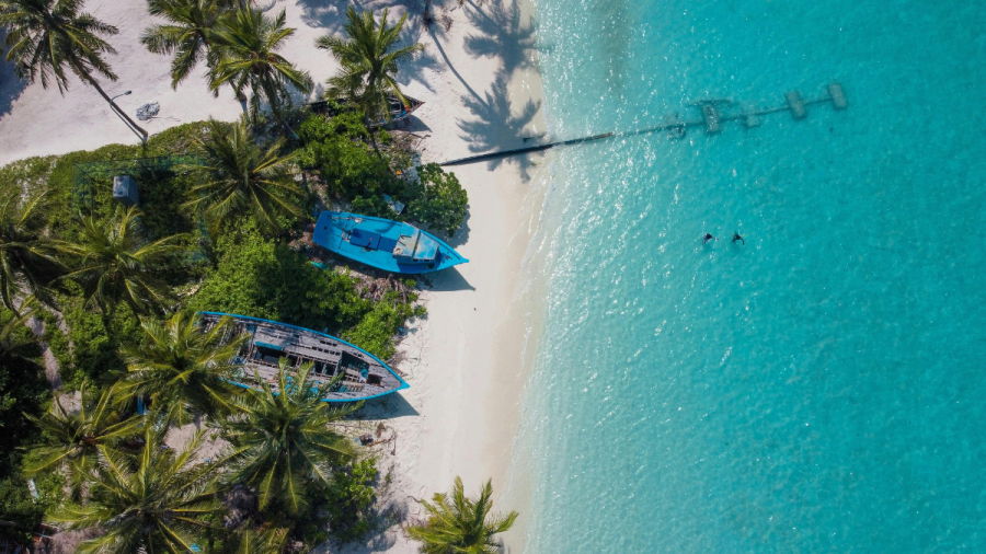 Българите от Малдивите кацнаха у нас