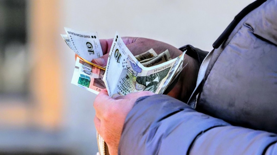 Великденските добавки за пенсионерите ще са два вида