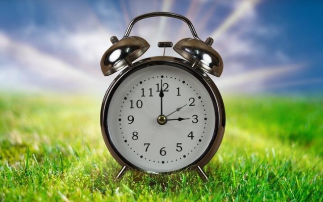 Ето кога пак местим стрелките: Минаваме на лятно часово време