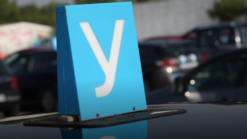 Ново шоково поскъпване на шофьорските курсове, задължително нощно каране