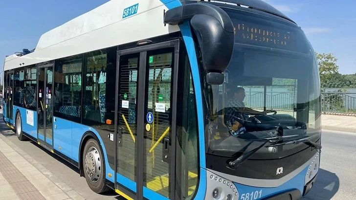 Увеличават заплатите в градския транспорт на Русе след протести