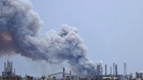 САЩ и Израел навлизат в третата седмица на войната с Иран, всички гледат към Ормуз