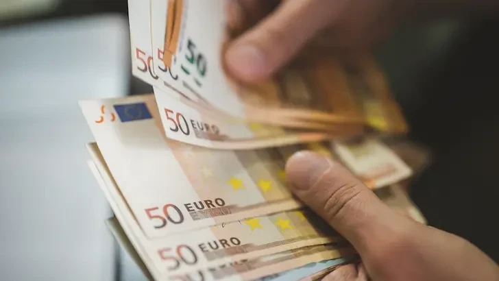 Гърция отпуска 300 милиона евро за по-евтино гориво