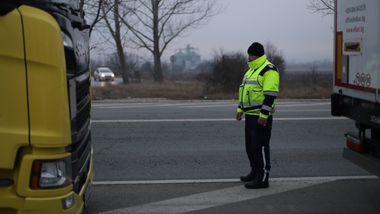 Превъртя дрегера: Задържаха шофьор с рекордните 4,46 промила