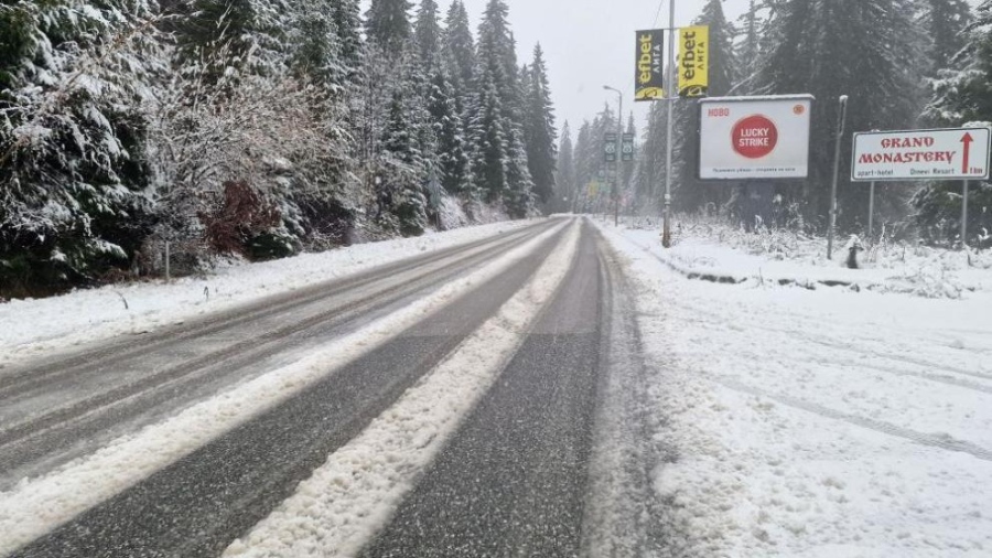 Връх Рожен с нова снежна покривка от 20 см