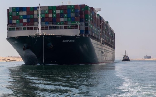 След седмици на блокада: Първи кораби със стоки влизат в иранските пристанища