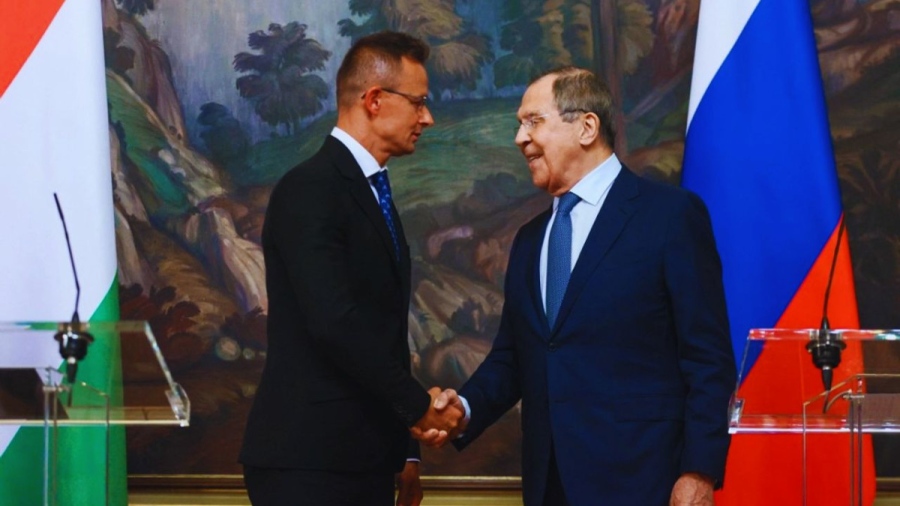 ЕС в тревога заради Унгария: евродепутати предупреждават за руско влияние в институциите