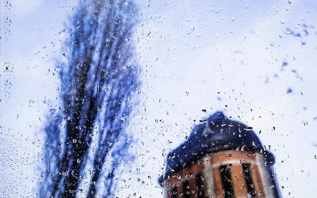 Утре дъждовете продължават, а сутрешните температури падат още