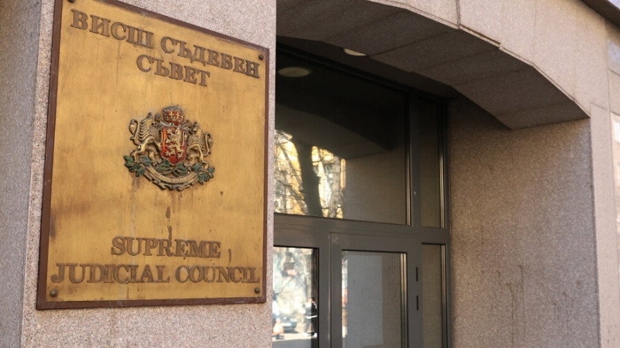 Кои са мъжете, заемали поста на обвинител №1