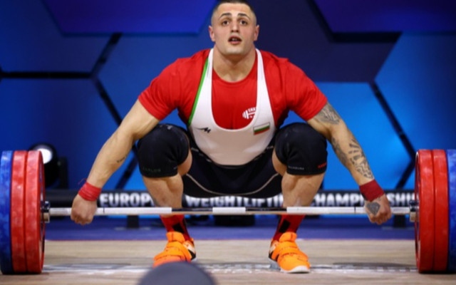 Недостижим: Карлос Насар стъпи на европейския връх за четвърти път