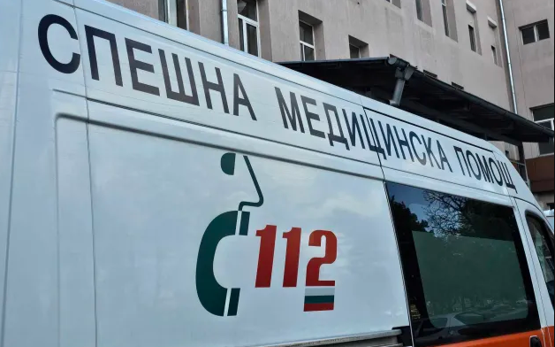 Дете падна от тераса на НДК, борят се за живота му в "Пирогов"