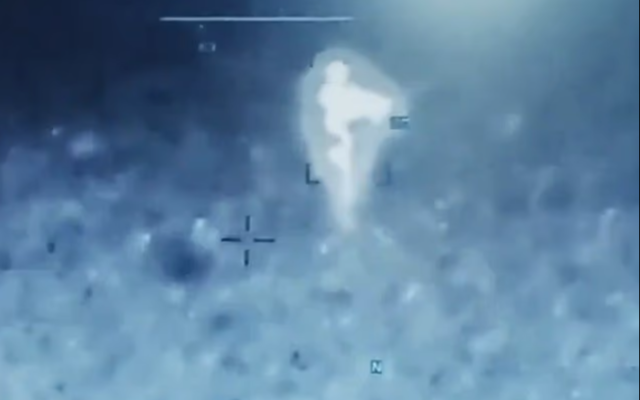 Най-голямото разкритие за НЛО? Пентагонът вади нови тайни файлове