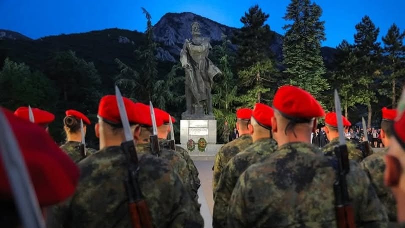 Политиците почетоха 2 юни с послания за памет и единство