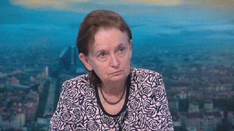 Мими Виткова: Здравната система беше превърната в пазар, сега ли виждаме резултатите?