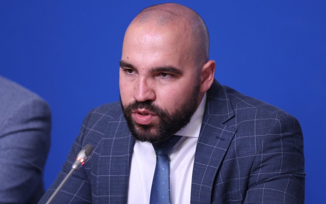 Фондация твърди, че бизнеси на Мицкоски у нас финансират антибългарска пропаганда в РСМ